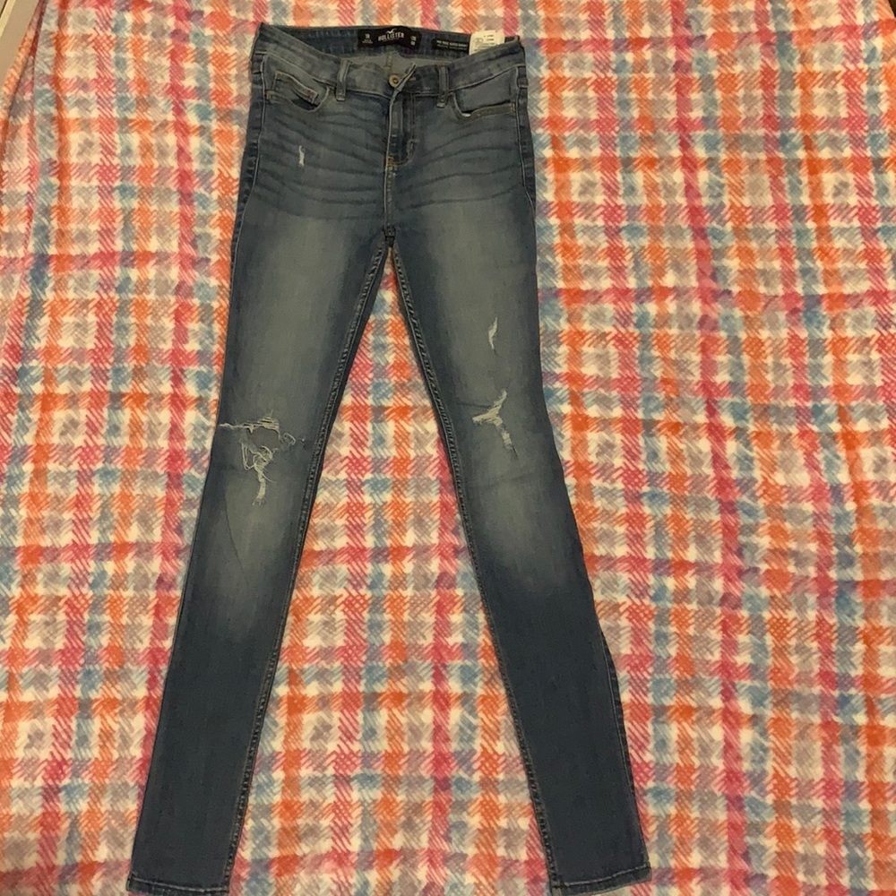selling hollister jeans.